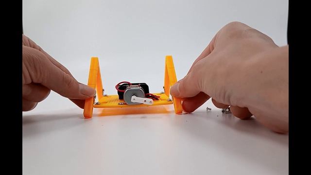 Видеоинструкция по сборке робота_каракатицы смотреть онлайн