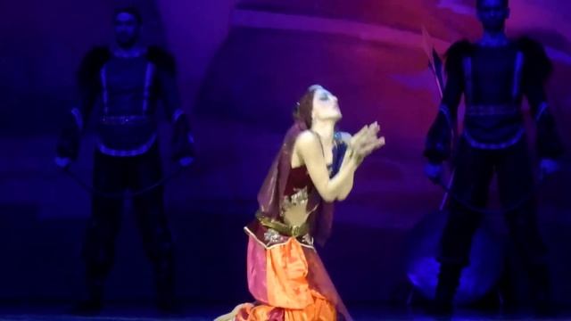 "Русские сезоны" в театре имю Наталии Сац смотреть онлайн