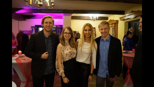 Radio NÖ - Vorstellung von "Right Beside Me" смотреть онлайн