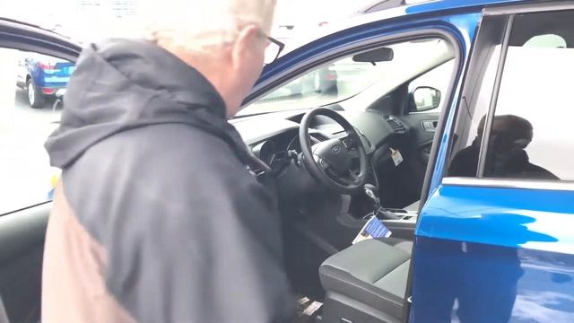 2018 Ford Escape Features | by Carl Fredricksen from 'Up'? смотреть онлайн