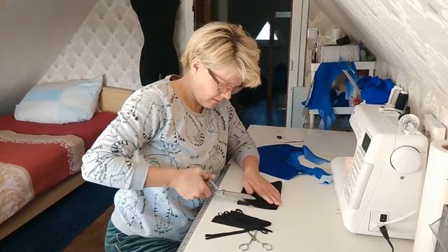 Купальник / перенос аппликации с бумаги на ткань/ вшиваю резинки в окат трусиков смотреть онлайн