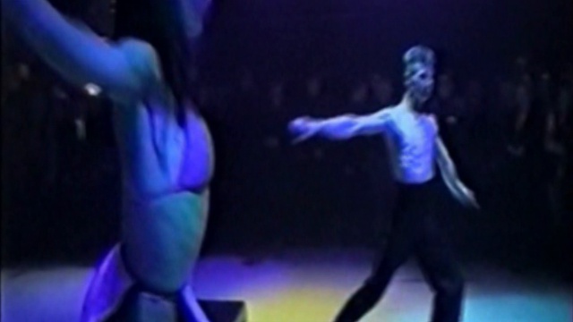 ДР КРЕЙЗИ 1998Г смотреть онлайн