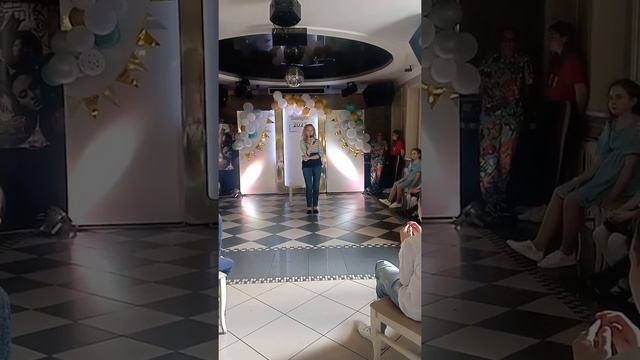 Слова первого учителя выпускникам 4В класса смотреть онлайн