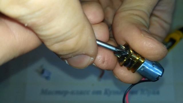 DIY. Ремонт 3d ручки своими руками. Замена мотора в редукторе. смотреть онлайн