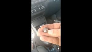 Заклинил замок зажигания Фольксваген Тигуан, не включается зажигание. Не поворачивается ключ.