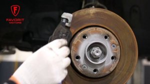 Очистка передних тормозных дисков от окалины