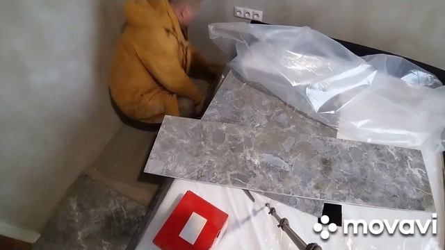 Как правильно клеить керамогранит на пол смотреть онлайн