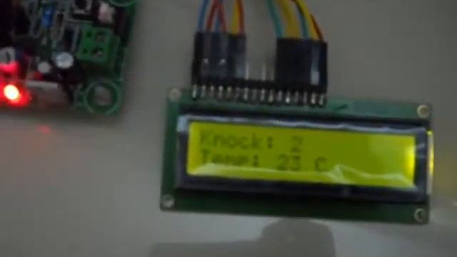Arduino Knock counter and digital thermometer смотреть онлайн