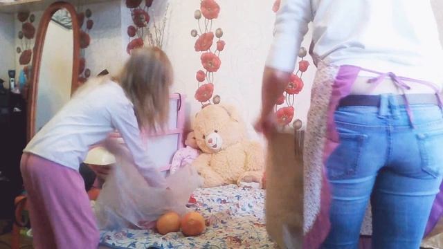 У моей мамы сегодня День рождения обзор на сладости смотреть онлайн