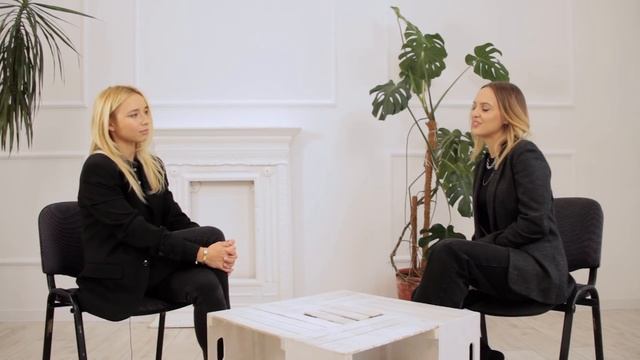 Оля Острикова - про диагноз в 13 лет, первую любовь и дочку Варю | ЖЕНЩИНЫ О ГЛАВНОМ смотреть онлайн