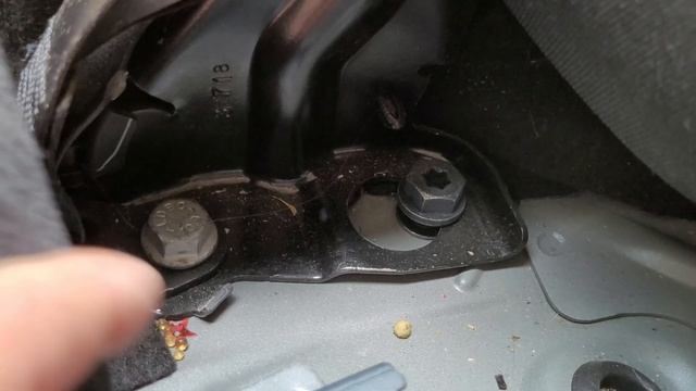 Como Retirar Asiento Trasero Renault Sandero 2019?????? смотреть онлайн