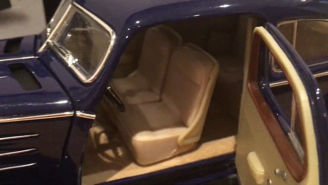 1:18 Ricko 1934 Cadillac V-16 Aerodynamic Coupe