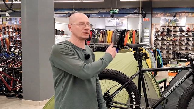 Outleap HERCULES 2023 лучший фэт за 50 тысяч!!! (или первый в истории рэп-обзор!) смотреть онлайн