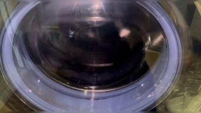 Процесс стирки и дисбалансивные отжимы на хаер! смотреть онлайн