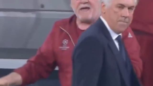 Криштиану РОНАЛДУ награждает «Баварию» ХЕТ-ТРИКОМ. смотреть онлайн