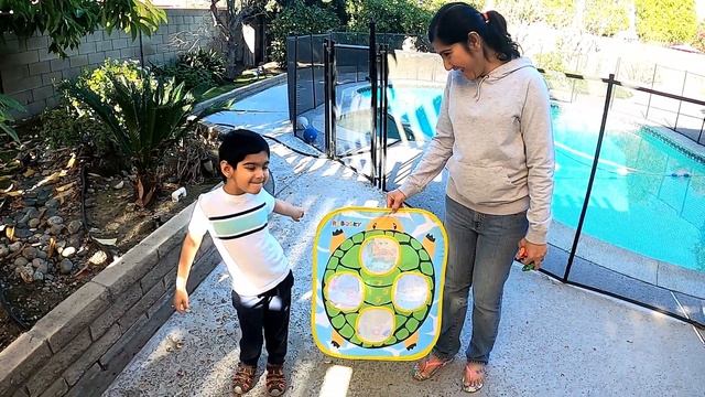 Bean bag toss game for kids is a fun outdoor activity | RaboSky Bean Bag Toss Game смотреть онлайн