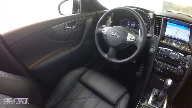 INFINITI QX70 2017 (17001) смотреть онлайн