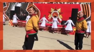 Балезинский тыпыртон. Танцуют ветераны народного ансамбля танца АНДАН.