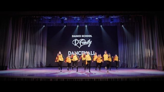 Dancehall Dance Family | "Нам 5 лет" | Школа танцев "Dance Family" смотреть онлайн
