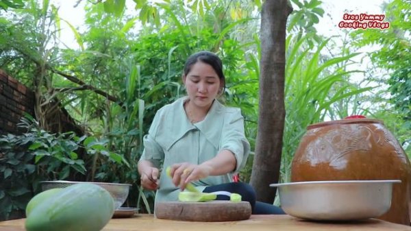 Sweet Mango Picking For Eating Chili Salt And Sweet Fish Sauce | Sros Yummy Cooking Vlogs