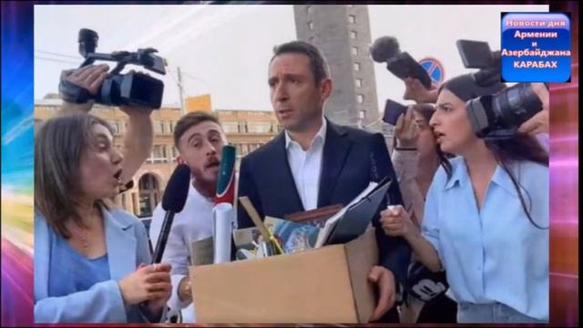 ЦИРК ПОКА НА МЕСТЕ, А КЛОУНОВ ВСЕ БОЛЬШЕ смотреть онлайн