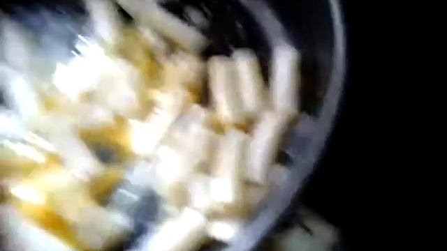 готовим макароны с яйцом смотреть онлайн