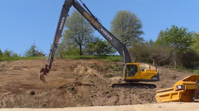 Volvo EC290BLR Long reach excavator смотреть онлайн