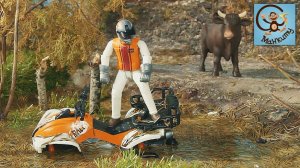 Мультик про машинки. Трактор лесовоз John Deere, квадроцикл тонет в болоте. Bruder.  МанкиМуль