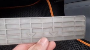 Замена салонного фильтра на Мазда Демио 2002 года