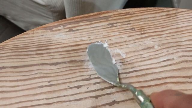 DIY. Как покрасить старый стол, чтобы он стал красивым. смотреть онлайн