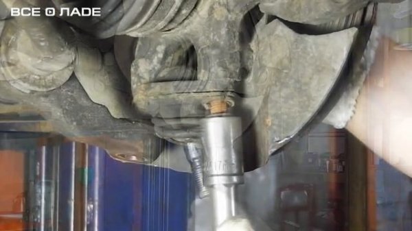 Замена шаровой опоры передней подвески. Лада Калина (Lada Kalina - AvtoVAZ)