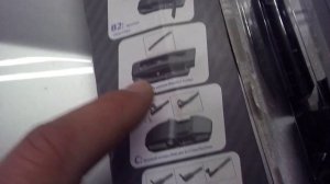 Как поменять щетки стеклоочистителей на автомобиле Рено Флюэнс.