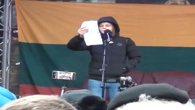 У Сейма Литвы – акция протеста против новой модели налога на недвижимость. Часть 1 (лит. яз.) смотреть онлайн