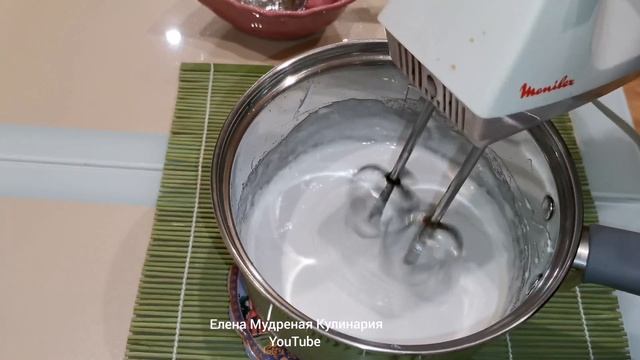 ГЛАЗУРЬ ДЛЯ КУЛИЧЕЙ БЕЗ ЯИЦ! Не крошится! Пять минут и готова! ПАСХА 2022. смотреть онлайн