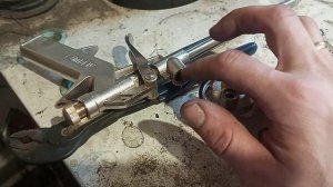 Невозвратный клапан пистолета для монтажной пены