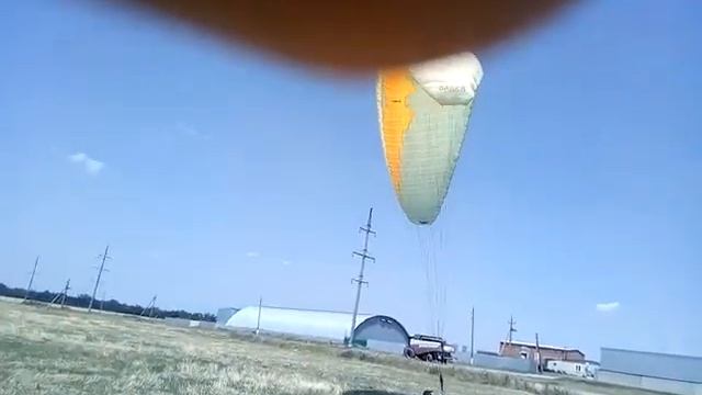ошибка пилота, падение параплана, фронталка! paraglider pilot error, paraglider crash смотреть онлайн