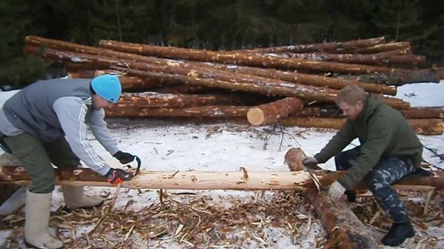 Как снять кору с бревна смотреть онлайн