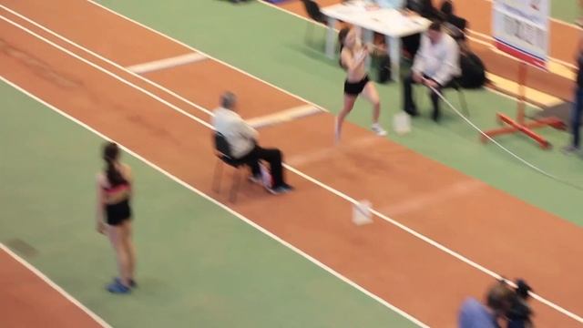 Тройной прыжок. Девушки до 18. УрФО 2 день г. Челябинск. 11 января 2016 г . смотреть онлайн