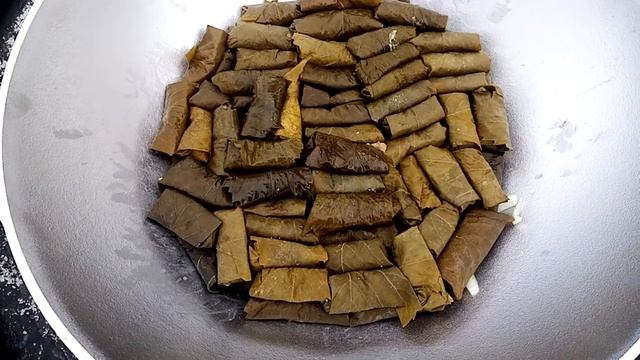 Долма. Голубцы с виноградных листьев. Готовим в казане,на костре. Восточная кухня смотреть онлайн