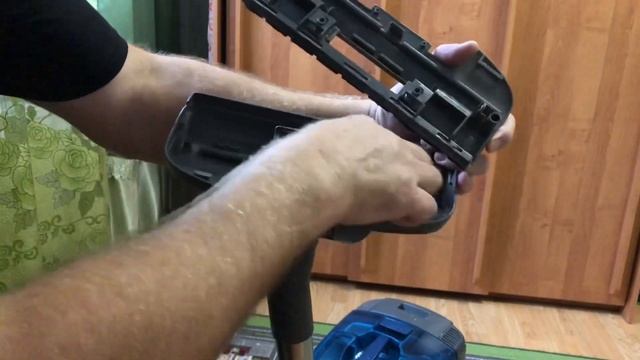 Моющий пылесос THOMAS TWIN t1. Чистка основной щетки внутри смотреть онлайн