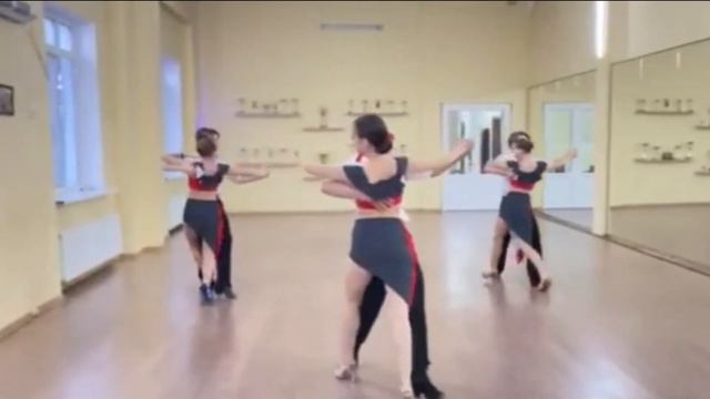 Поздравление с 23 февраля смотреть онлайн
