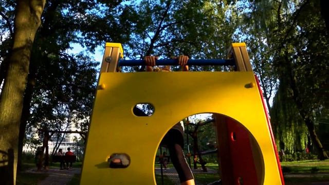 Мини-Зоопарк, Тарзанка, Батут и немножко Бабы Яги ? смотреть онлайн