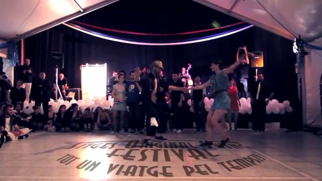 Sitges Original Swing Quintet - "I wanna be like you" смотреть онлайн
