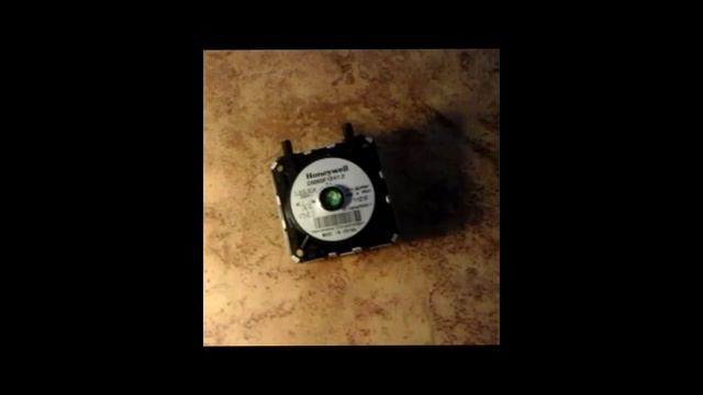 Дифференциальное реле Honeywell C6065 F 1241 смотреть онлайн