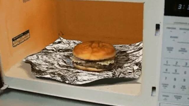 Whaddya mean where's the beef? смотреть онлайн