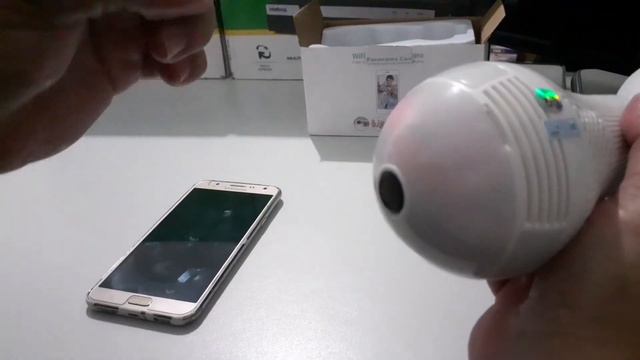 Como Resetar a câmera IP lâmpada Espiã 360°, camera parou de funcionar, configuração de fabrica. смотреть онлайн