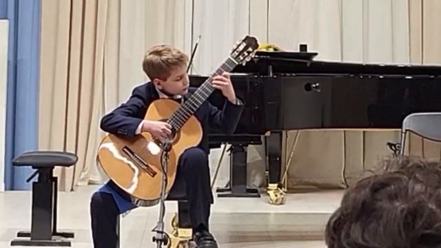 Ж. Пернамбуко "Звуки колокольчиков". Исполняет Андрей Царегородцев, 10 лет смотреть онлайн
