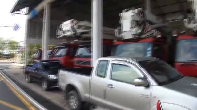 Тайланд, Паттайя: Автопарк пожарной части смотреть онлайн