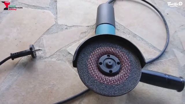Meuleuse 800W MAKITA - Test et avis d'un Brico-Testeur смотреть онлайн