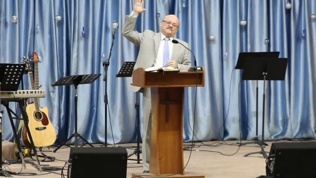 Воскресное богослужение, Тема проповеди: Великие дары Рождества", Слово: Ев. от Луки 2:8-11 смотреть онлайн